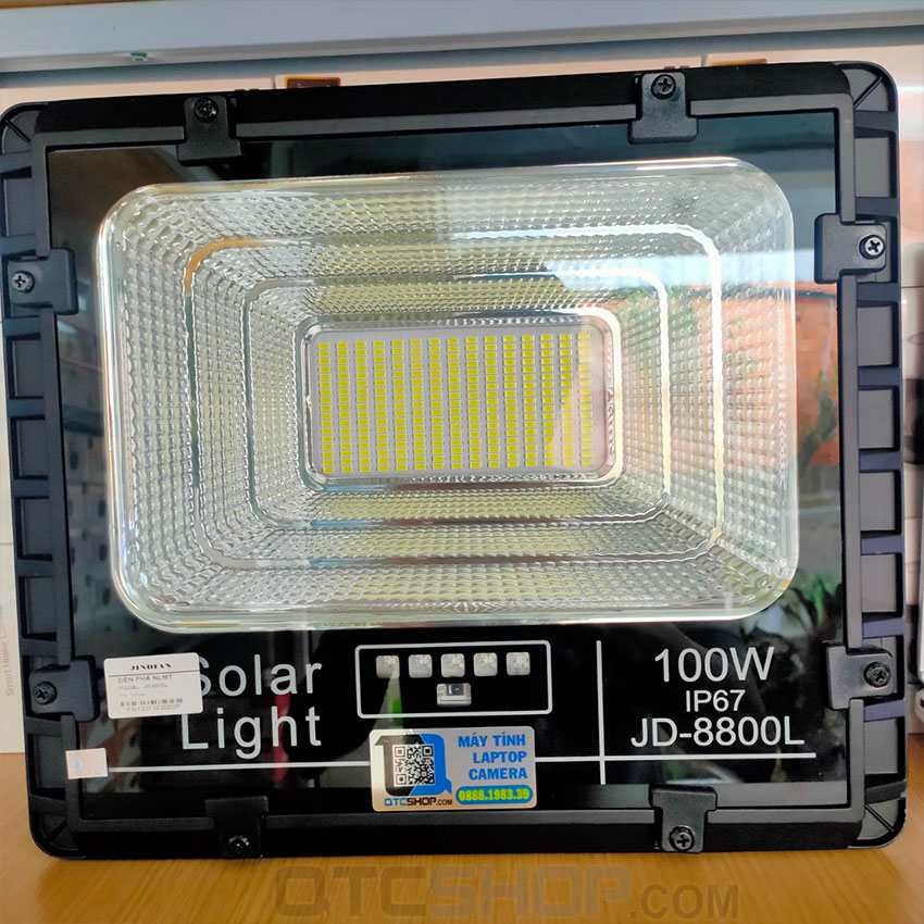 Đèn năng lượng mặt trời 100W JD-8800L - chính hãng